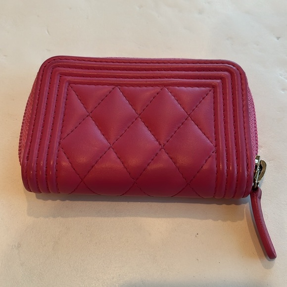 CHANEL Boy Matelasse Lambskin Leather Pink Gold Mini Zip Wallet Card Holder - Picture 4 of 10